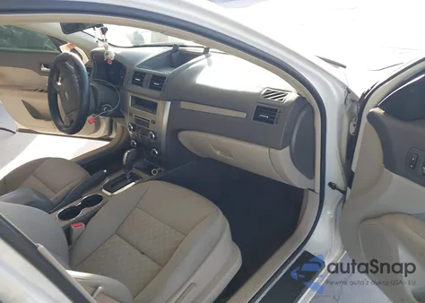 2010 Ford Fusion Se из США, поврежденный, VIN 3FAHP0HA1AR285617